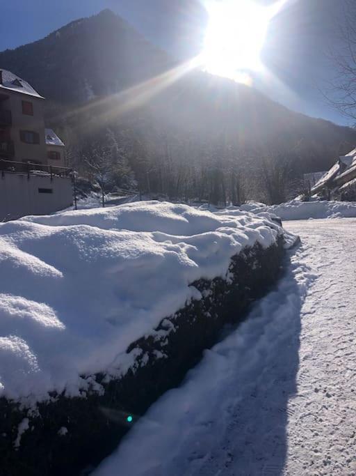 "La Cle Doree" Appartement Balcon Ensoleille Vue Montagne Wifi Cauterets Exterior foto